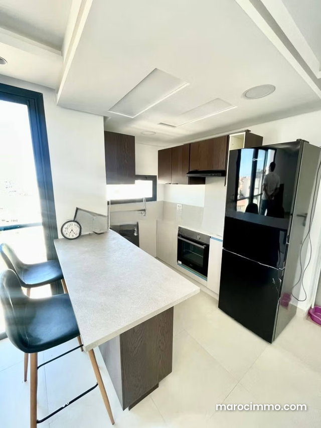 Studio neuf meublé 45m² Anfa 7500 Dh — 3