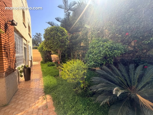House for sale oasis — 3