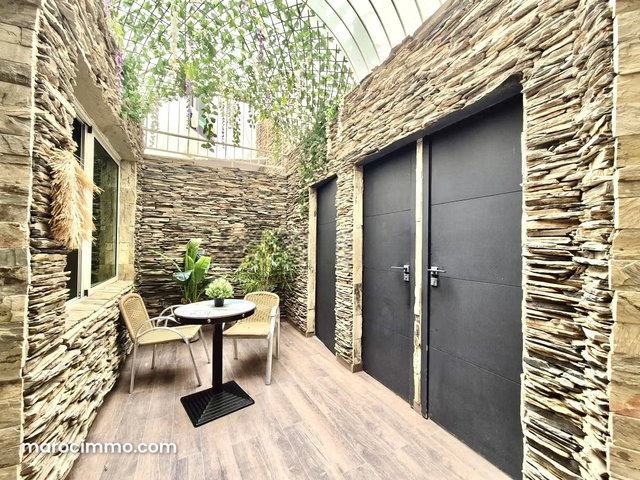 Appartement Meublé avec Cour Bourgogne Ouest — 5