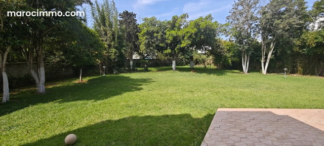 Villa vide 6 chambre à louer – Souissi – 2300 m² — 2