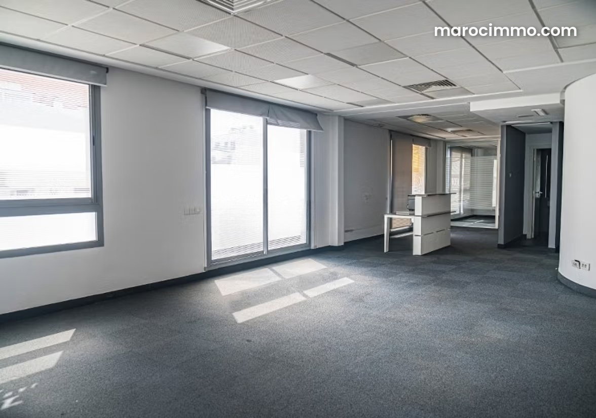 77 sqm Office for Lease, Hôpitaux District, Casablanca — Casablanca