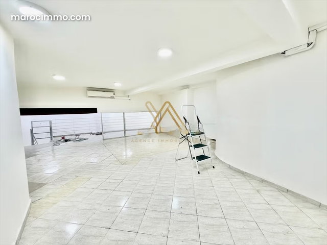 Commercial Space for Rent in Bourgogne by Ahmed Charci — 5