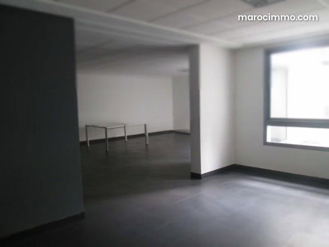 95 sqm Office with Terrace in Casablanca's Quartier des Hôpitaux — Casablanca