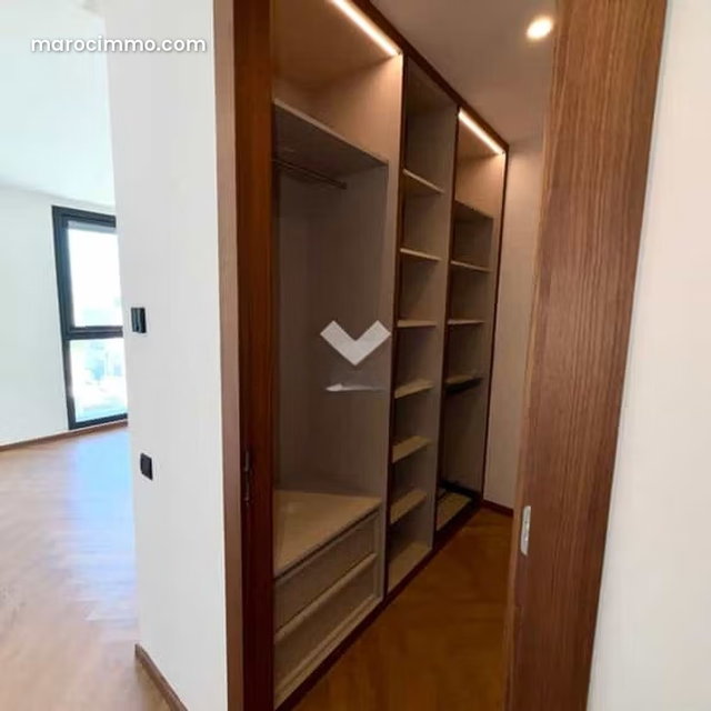 Appartement à Louer de 142.0 m² à Casablanca, Casablanca Finance City — 2