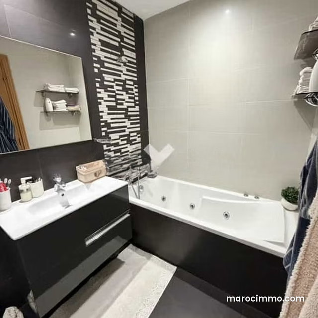 Appartement à Vendre de 128.0 m² à Casablanca, Maarif Extension — 5