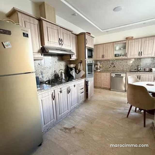 Appartement à Vendre de 128.0 m² à Casablanca, Maarif Extension — 2