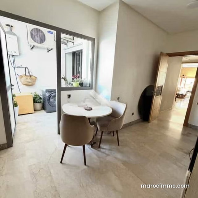 Appartement à Vendre de 128.0 m² à Casablanca, Maarif Extension — 3