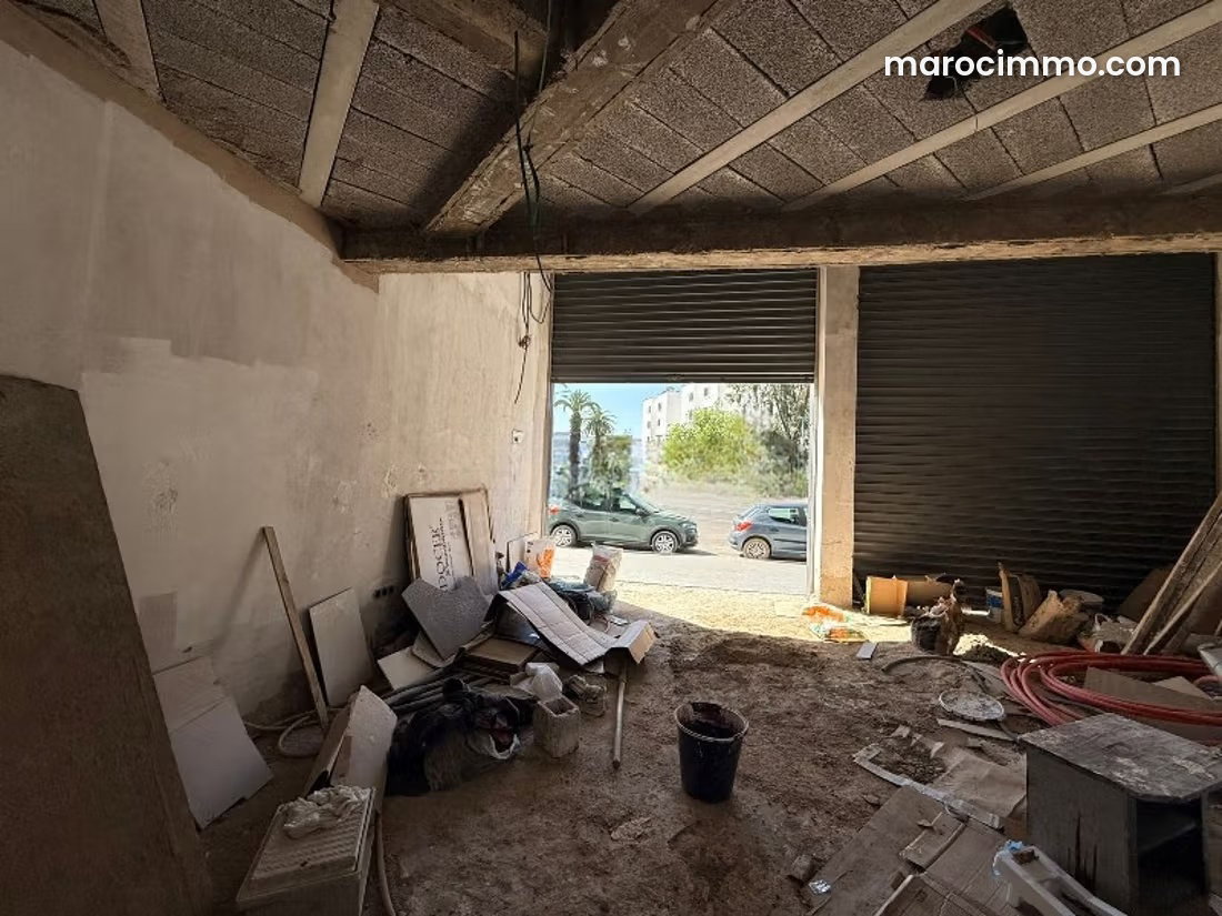 57 m² Commercial Premises with Mezzanine in Val Fleuri, Casablanca — Casablanca