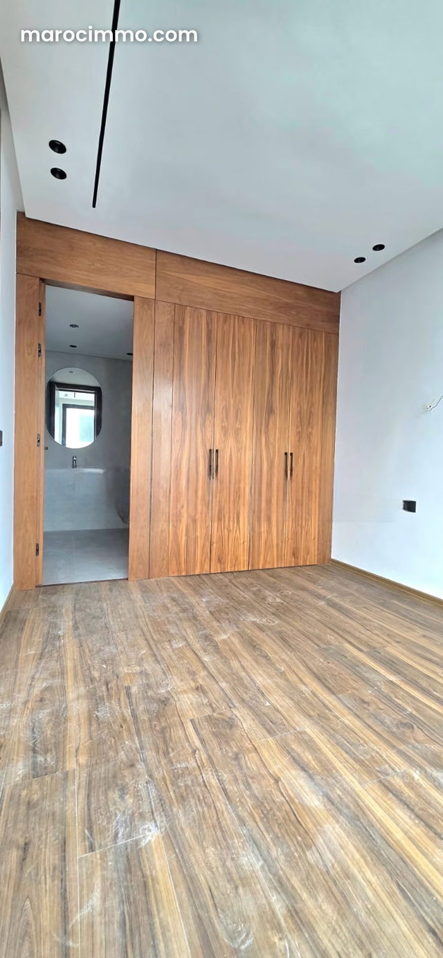 Location d’un studio vide à France ville — 3