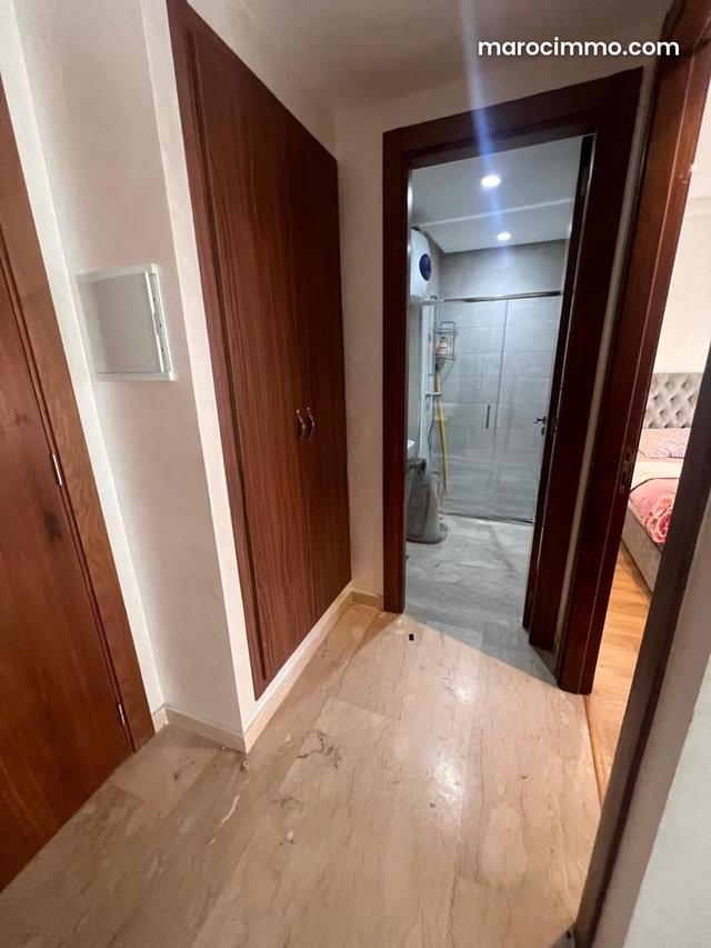 Beau Studio Meuble a Maarif — 3