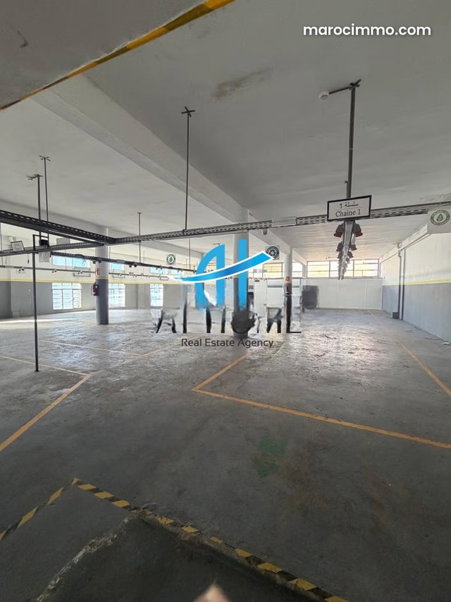 Commercial Space with Offices for Rent — 2