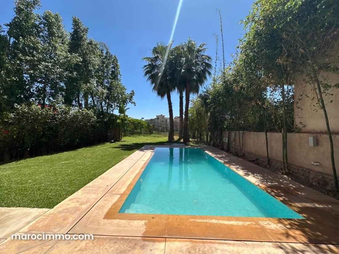 Appartement 350 m² à louer Route de Tahanaoute, Marrakech — Marrakech