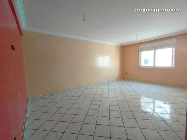 Bureau 84m² Hôpitaux Bd Abdelmoumen 8500 Dh — 3