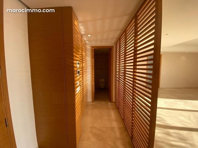 CFC: Magnifique appartement avec belle vue en hauteur — 3