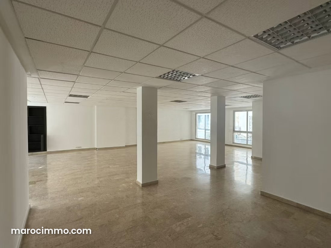 106 sqm Office for Sale in Casablanca Racine — Casablanca