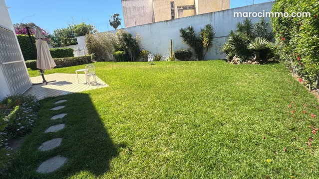 Villa d'exception à vendre à Souissi OLM — 2