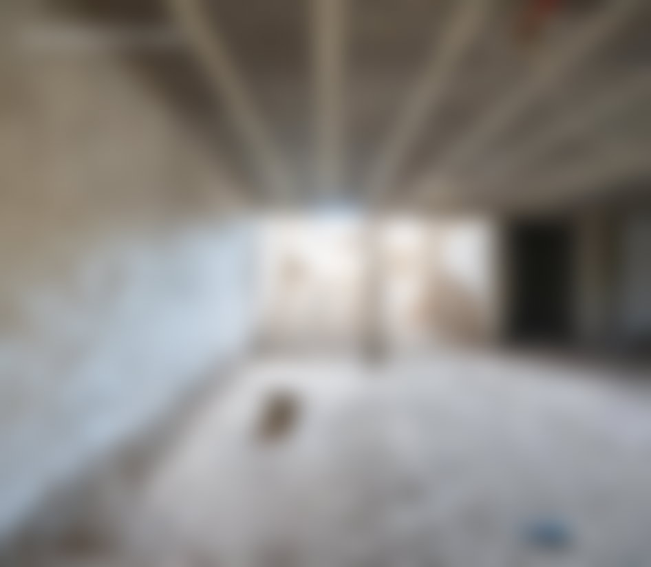 محل تجاري فسيح 2100 م² للبيع في المحاميد مراكش