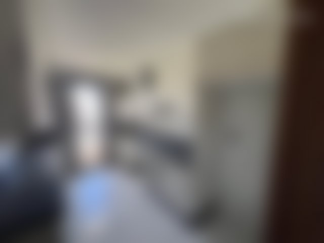 شقة مشرقة مع مسبح وشرفة للإيجار في هرهورة تمارة — 4