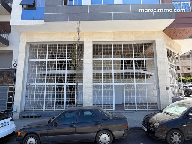 Local a vendre — 4