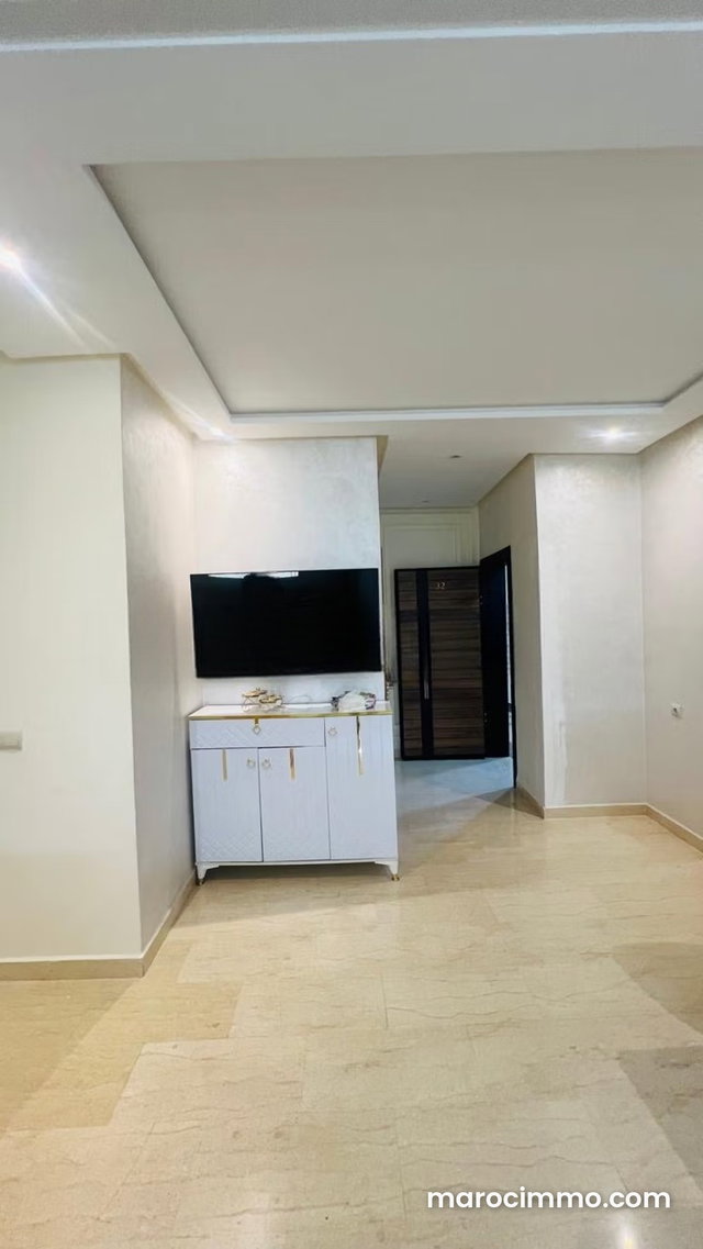 Bel appartement en location à Route Casablanca. Superficie 90 m². Meublé — 4