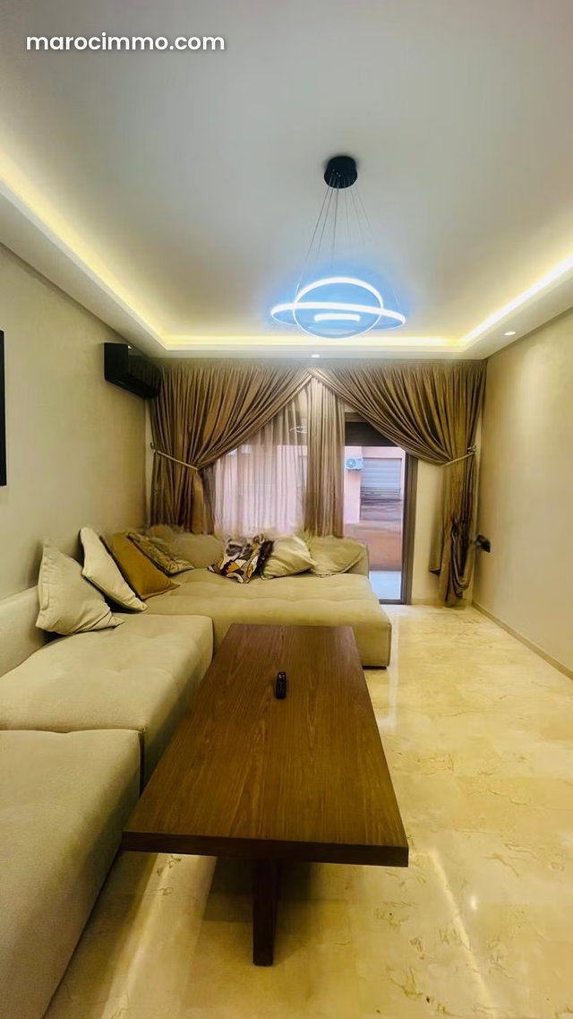 Bel appartement en location à Route Casablanca. Surface de 72 m². Meublé — 2