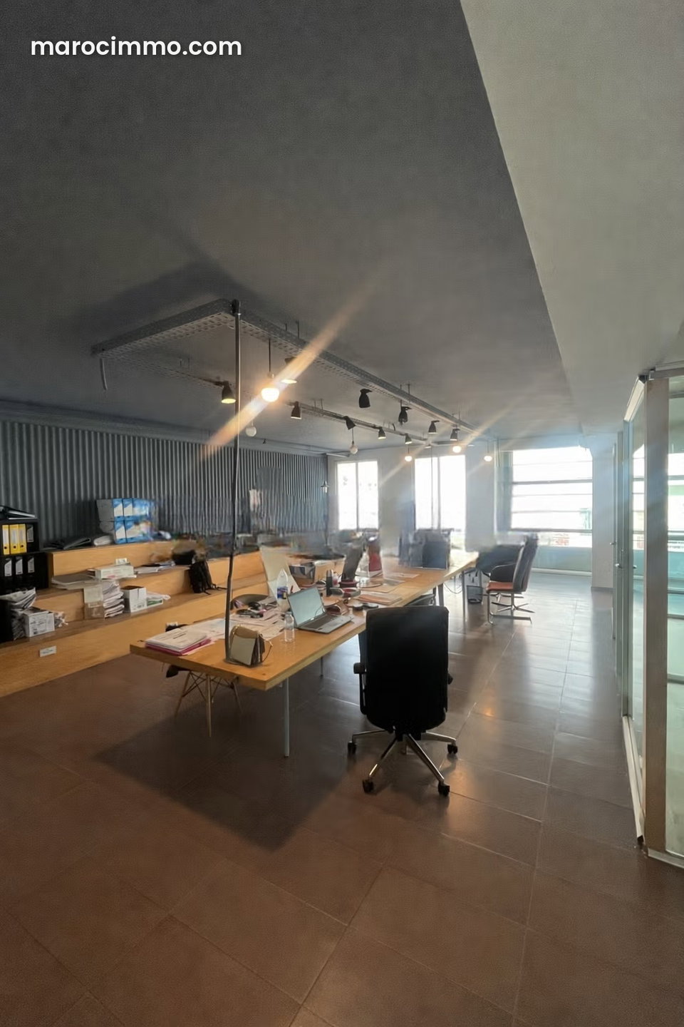 Plateau bureau de 127m2 à la vente – Immeuble pro – Racine