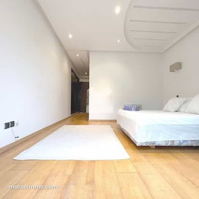 Appartement à Vendre de 202.0 m² à Casablanca, Triangle D'Or — 4