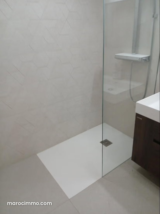 Vente d'un bel appartement à Riyad. 6 pièces confortables. Cheminée et climatisation — 3