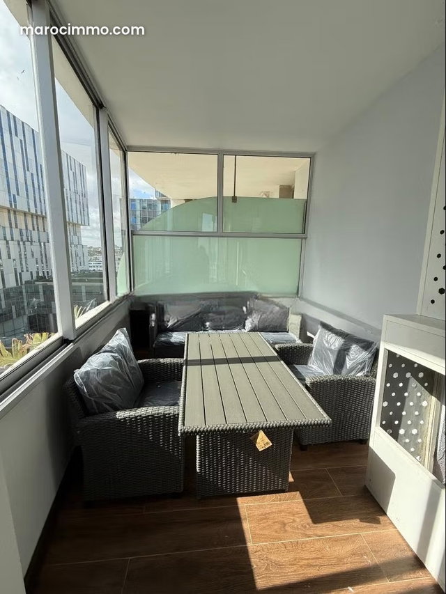 Studio à louer – Marina – Vue mer & terrasse ensoleillée — 5