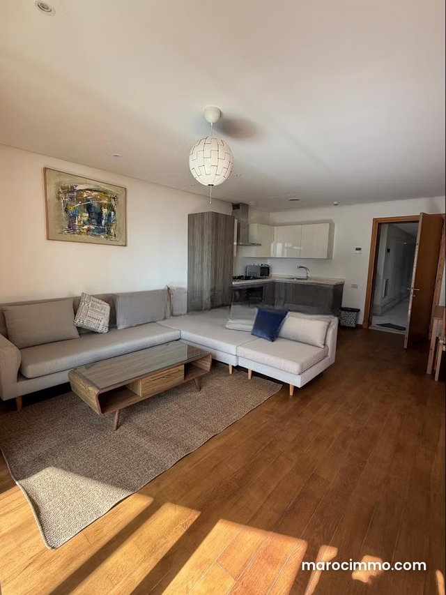 Studio à louer – Marina – Vue mer & terrasse ensoleillée — 4