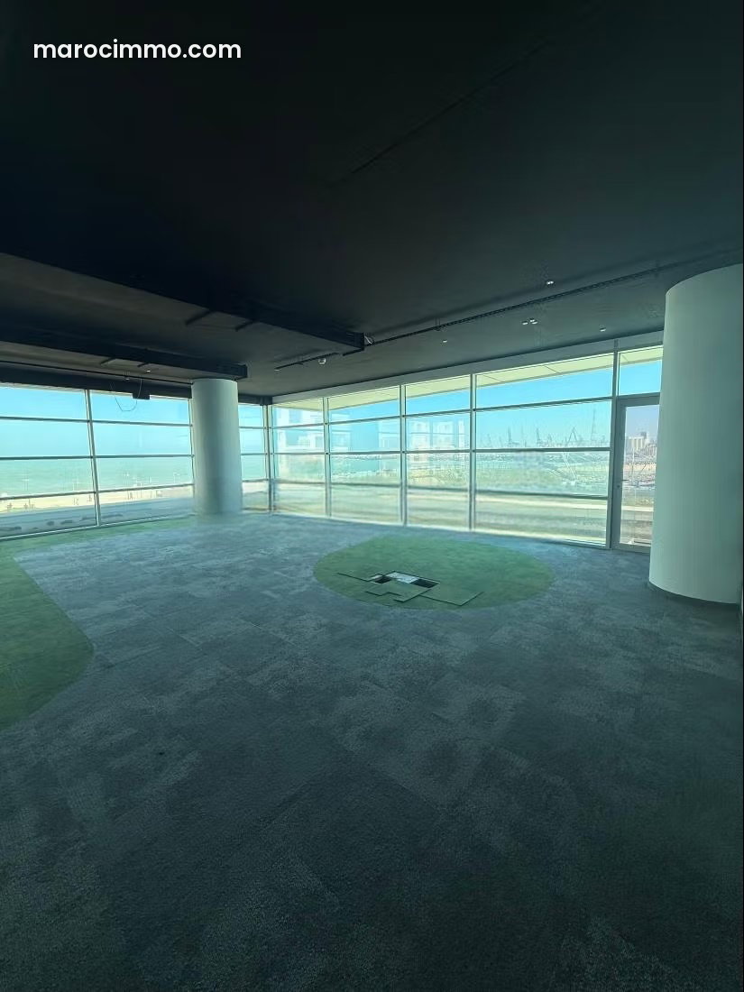 679 sqm Office Space with Sea Views, Casablanca Marina — Casablanca