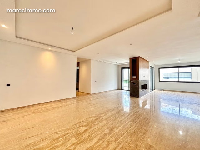 Appartement haut standing avec terrasse aménagée — 2