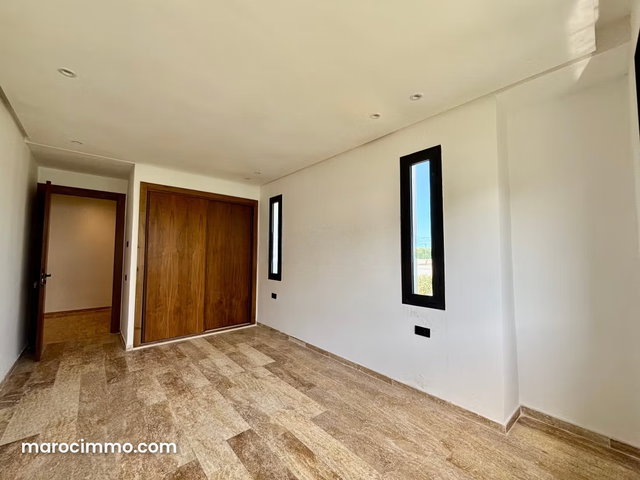 Appartement haut standing avec terrasse aménagée — 5