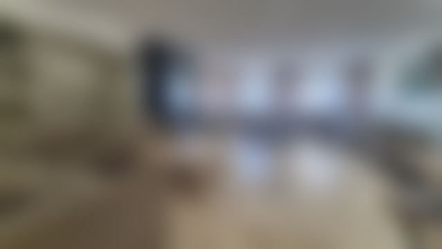 شقة فاخرة مع شرفة للبيع بحي راسين في الدار البيضاء — الدار البيضاء