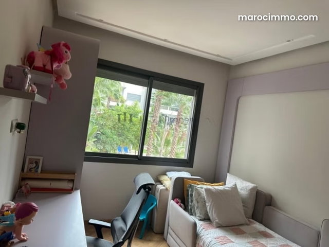 T4 rez de jardin de 216m² — 5