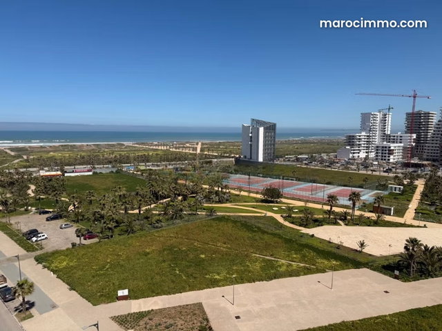 Vue panoramique 8eme étage meuble a ZENATA — 4