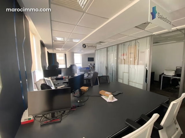 Bureaux à louer CFC — 3