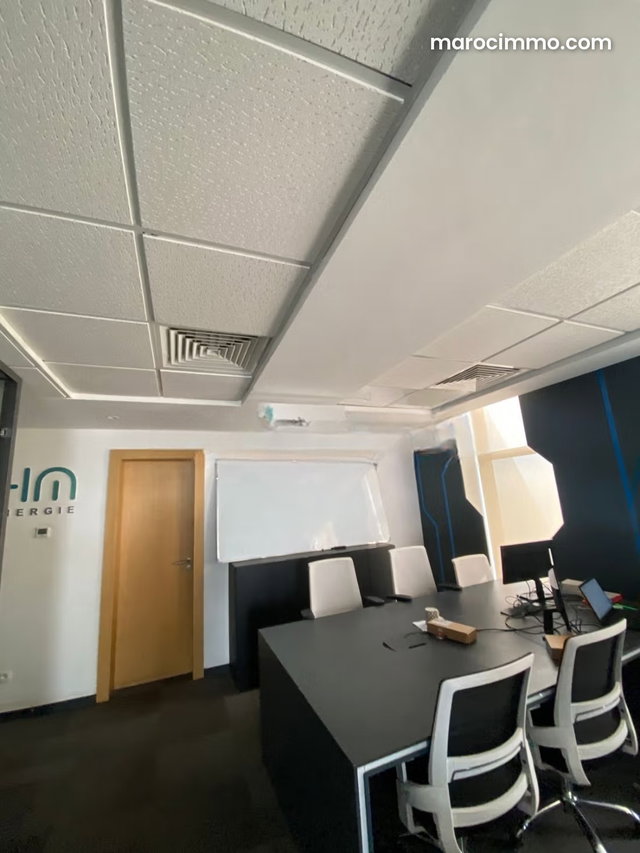 Bureaux à louer CFC — 2