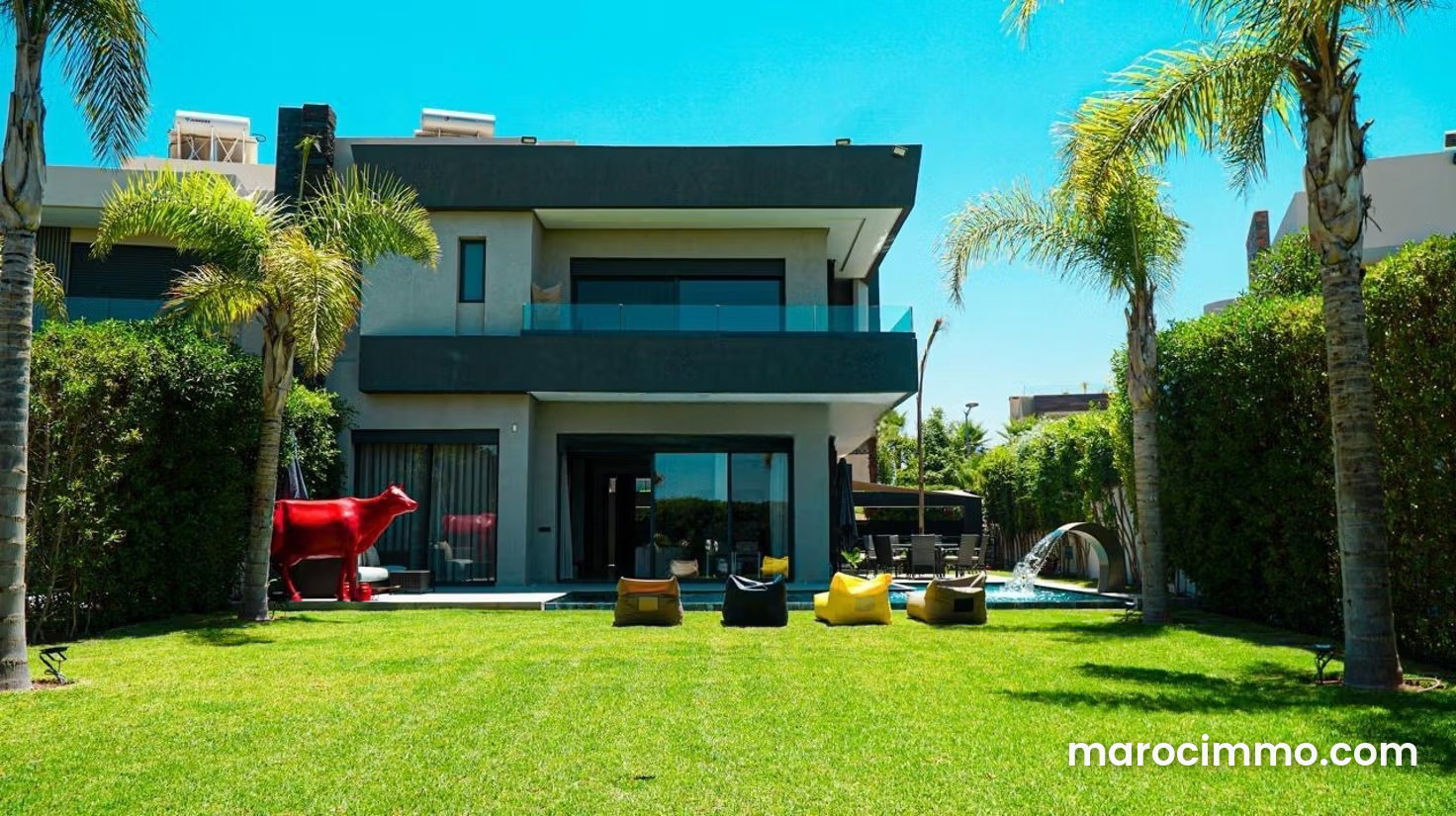 500 m² Villa with Pool and Mountain Views, Tahanaoute Road — Marrakesh