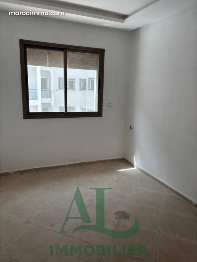 Appartement zone industrielle — 5