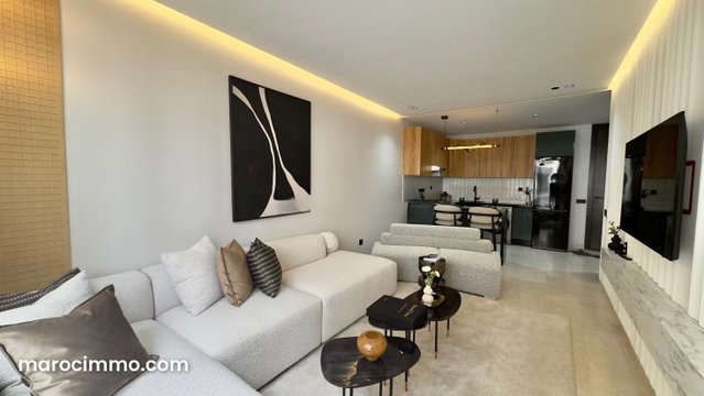Studio 48m2 quartier les hopitaux — 2