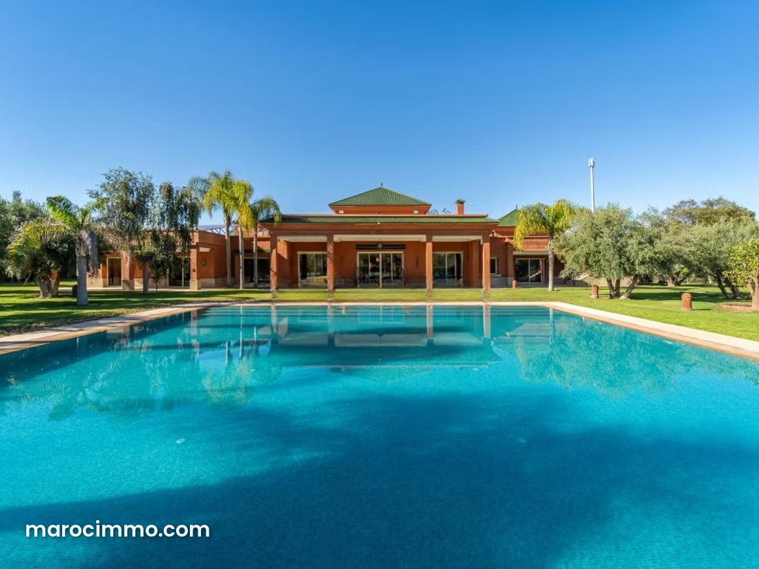 Villa 650 m² avec piscine, Les Portes de Marrakech à vendre — Marrakech