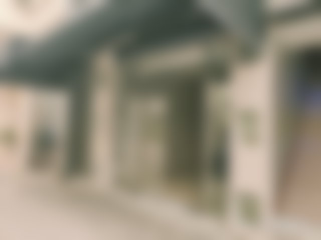 محل تجاري فسيح للكراء بحي راسين في الدار البيضاء — 2