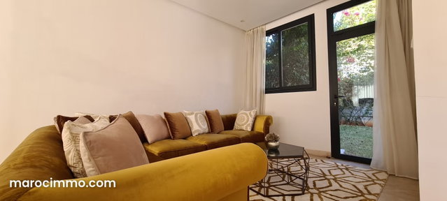 Modern 3 Bedroom Villa with Pool and Furnished — 4