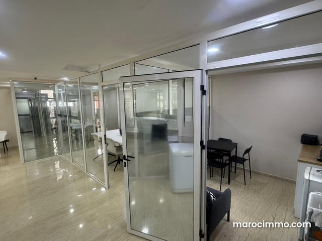 Location bureau palmier proche bd 116 m — 5