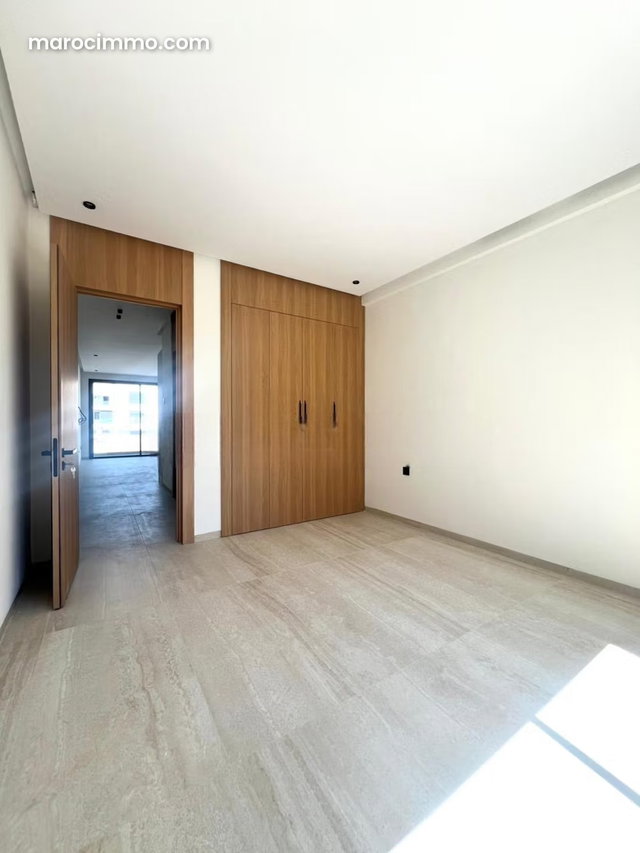 Studio neuf à louer OASIS — 5