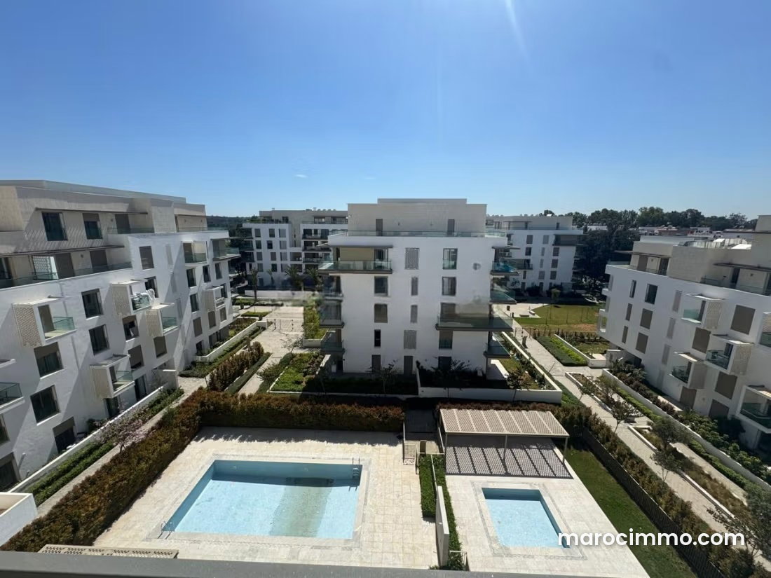 Appartement meublé 150 m², terrasse et piscine, Souissi, Rabat — Rabat