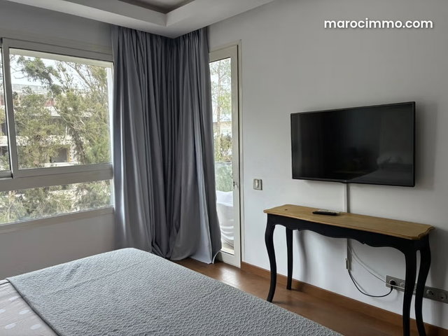 Apprt meublé 175m² en location à Souissi RABAT — 2