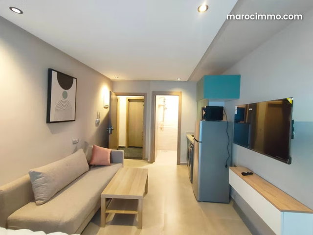 Studio meublé Fille Anfa 4000 Dh — 5