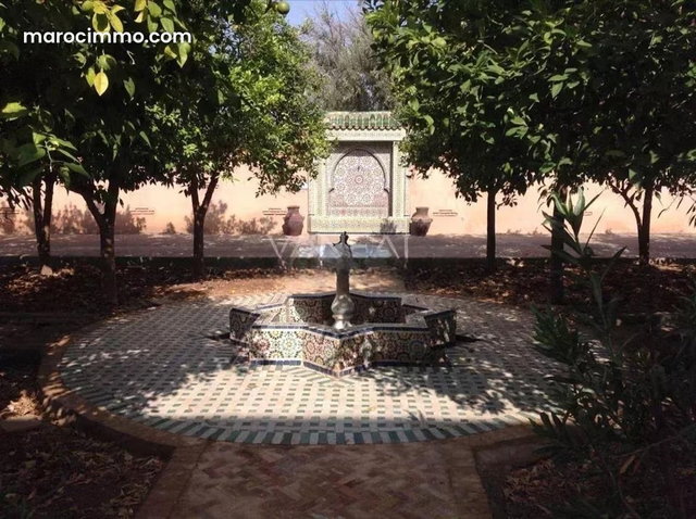 Terrain de 4,9 hectares avec villas et piscine — 3